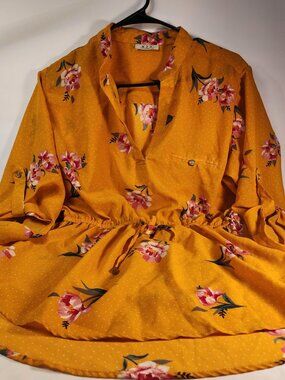 MPH Collection SIZE LARGE Yellow Tunic Blouse With Floral Print/Roll Tab Sleeve